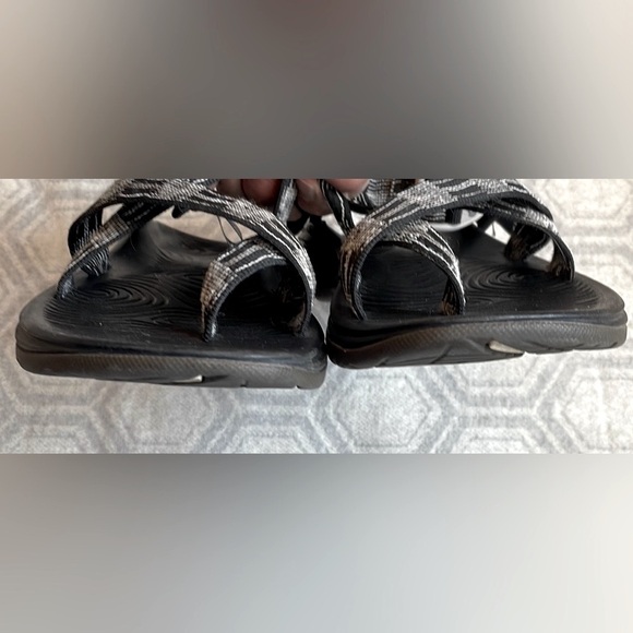 CHACO Sandals Z/2 Classic Adjustable Black White Pattern Strap Women’s  Sz:8 - Picture 4 of 15
